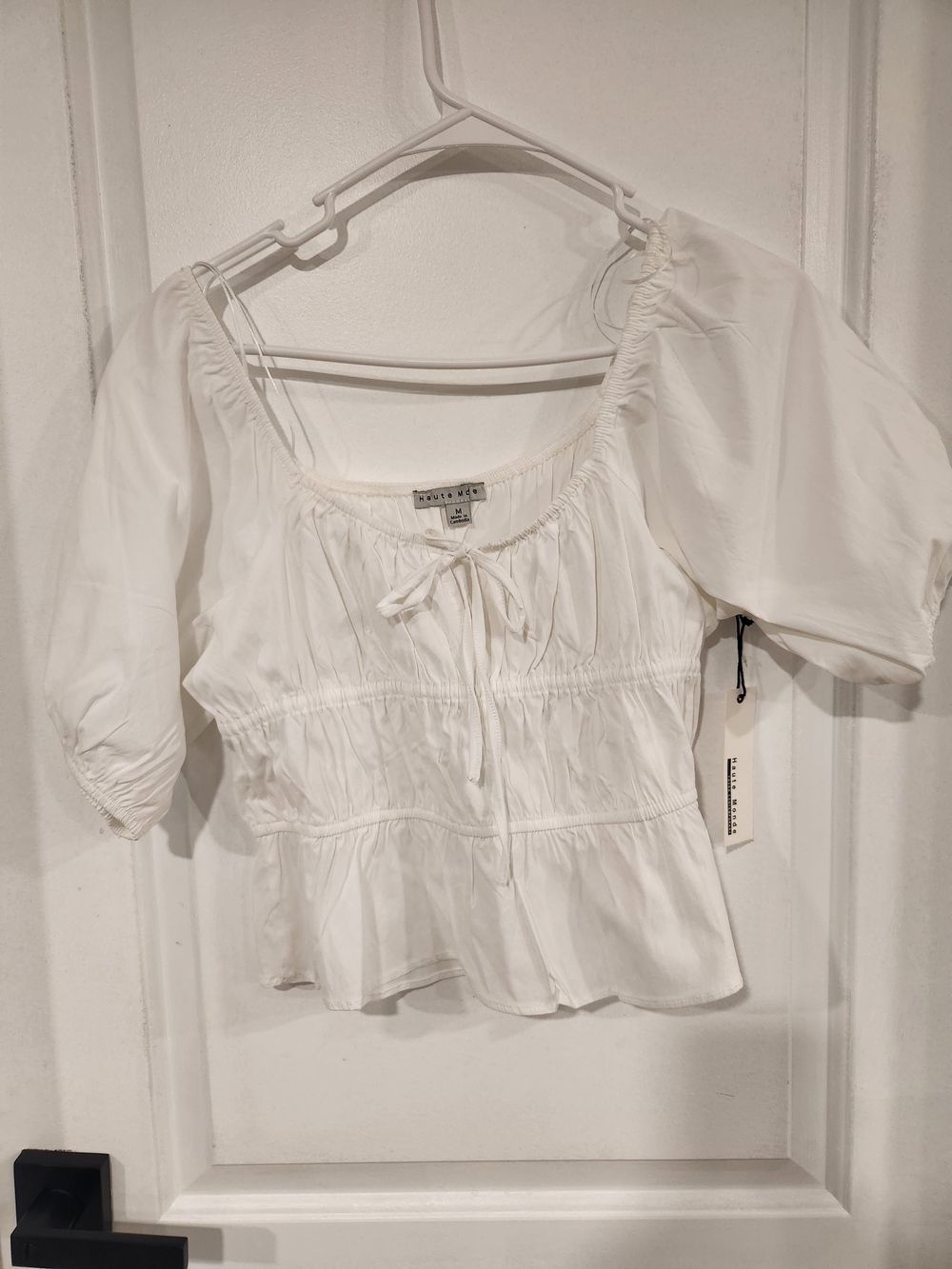 Haute Monde White Off-the-Shoulder Peasant Top NWT Size M